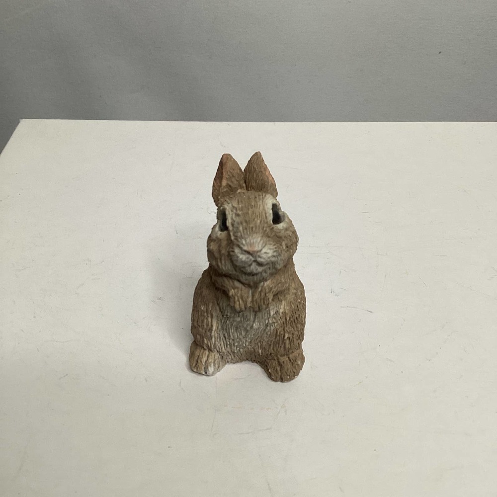 Bunny Rabbit Figurine - Picture 2 of 3